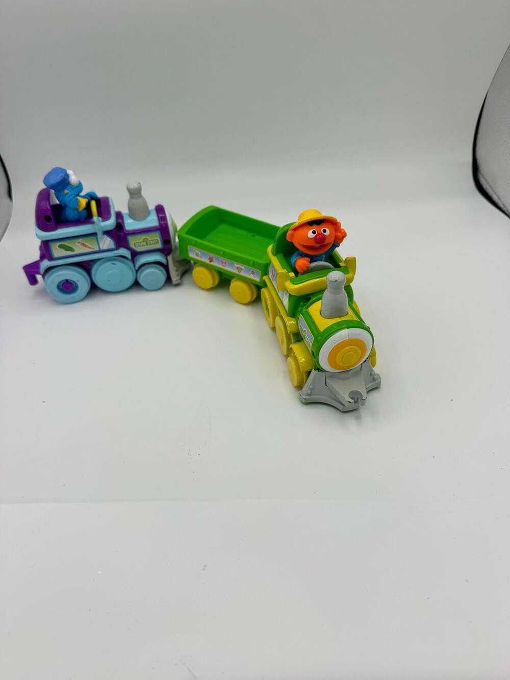 Playskool Sesame Street Ernie Farm Train Talking Toy Working